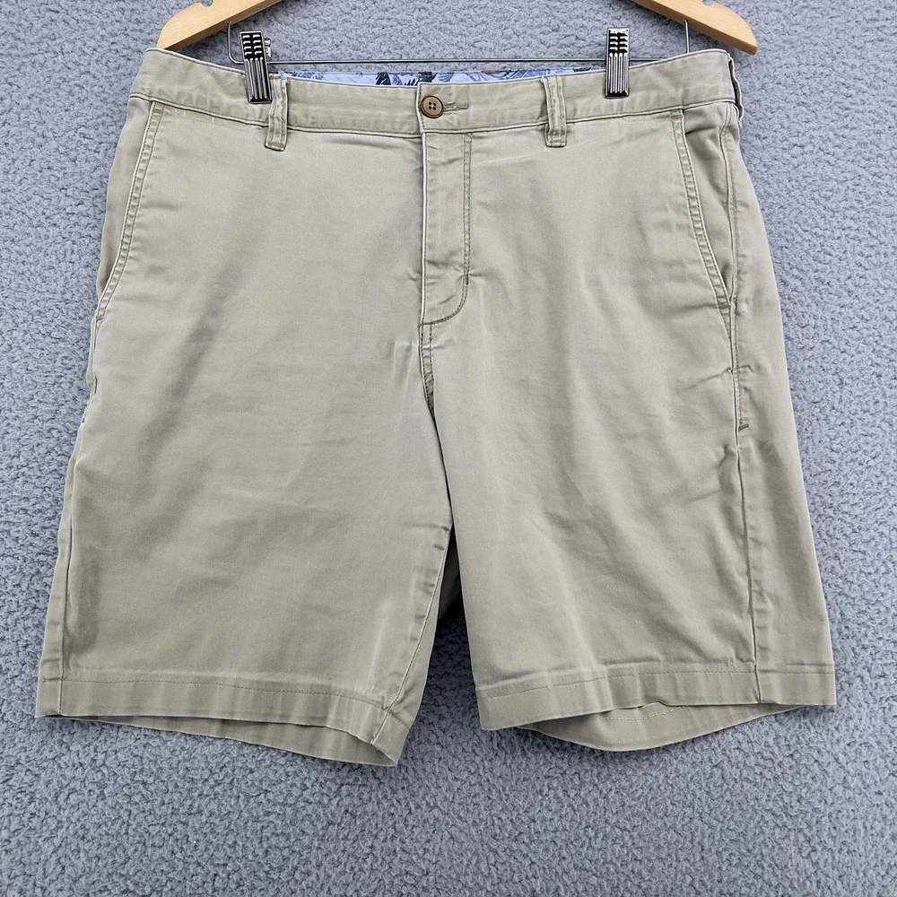 Tommy Bahama Boracay Men's White Chino Shorts 34 Stretch Flat Front